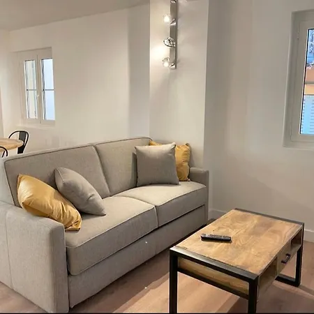 Apartman Homelivia,industriel Cosy